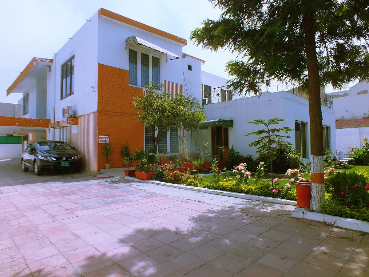 Capetown Islamabad Exterior foto