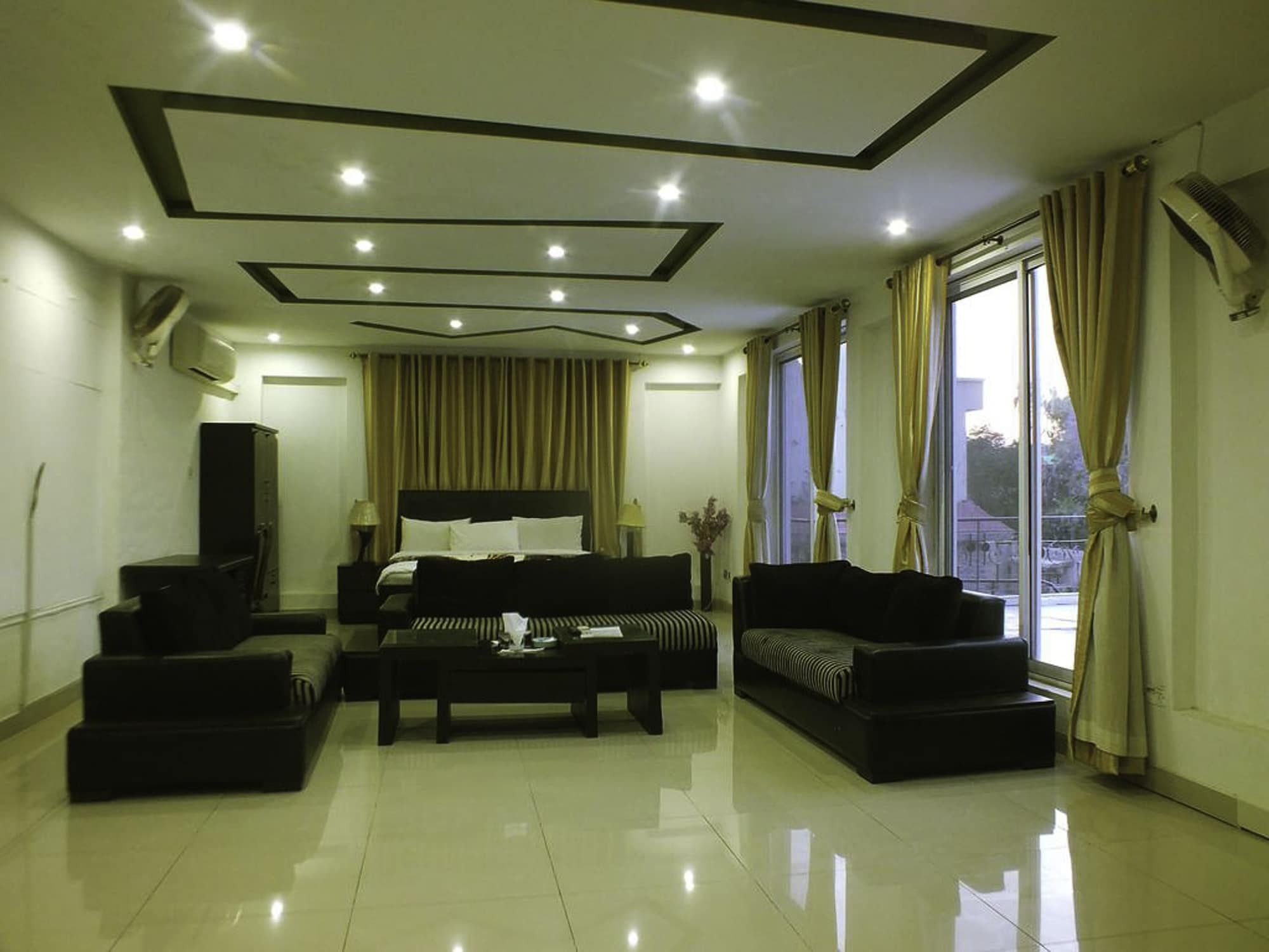 Capetown Islamabad Exterior foto